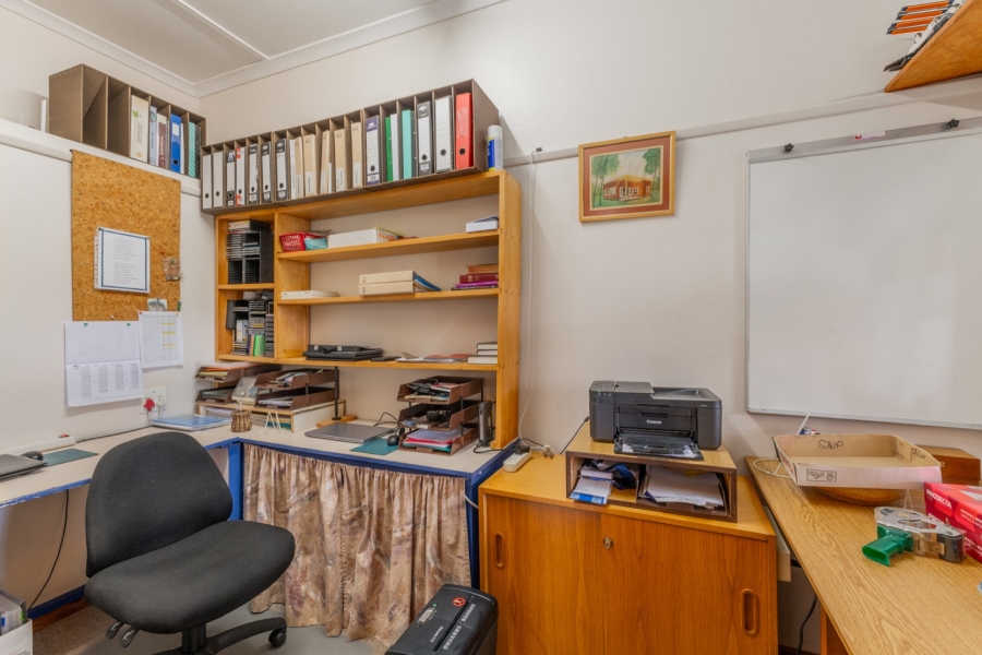 4 Bedroom Property for Sale in Napier Western Cape
